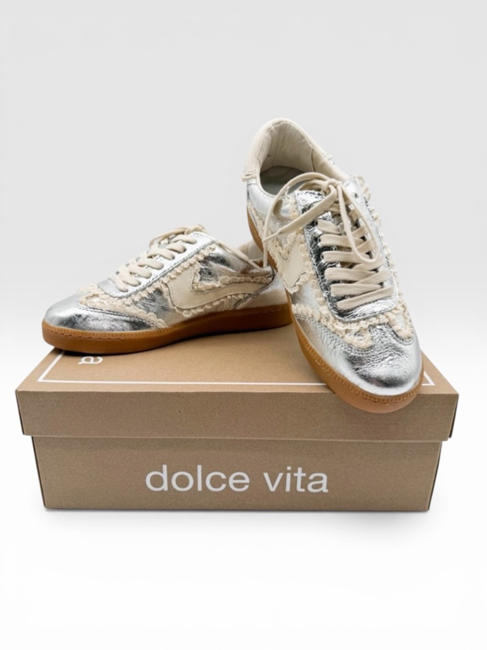Dolce Vita Notice Distressed Leather Lace Up Sneakers Low Top Silver Tan 6 NEW